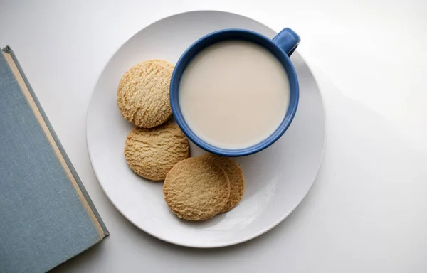 Cup Coffee Cookies Plate Book White Background Top View — Stock Photo, Image