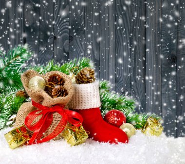 Noel kartı ile Noel Baba'nın çizme