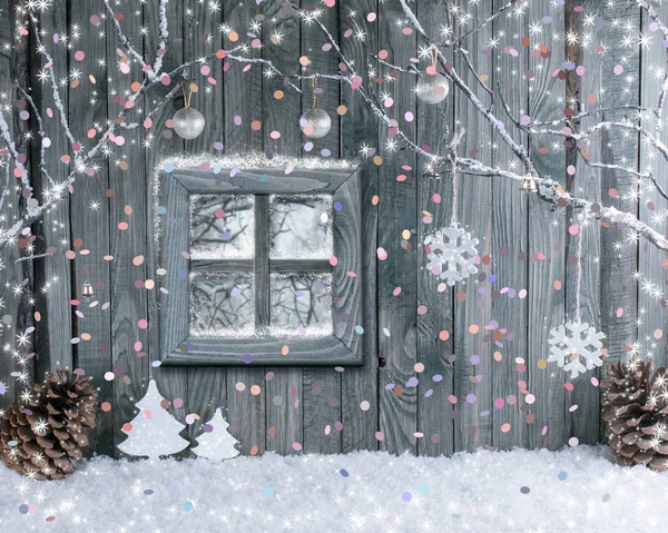 Vánoční interiér s dekorativní větve, šišky cedru, jedle tr — Stock fotografie
