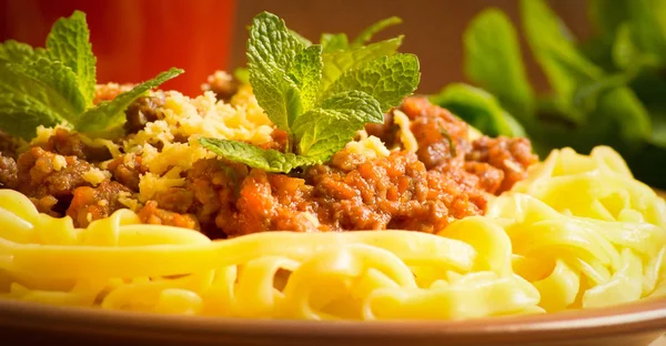 Spaghetti bolognese on plate — Stock Photo, Image