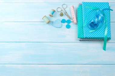 Dikiş ve kumaş için araç kümesi