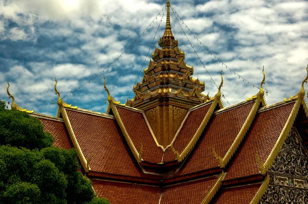 Temple roof achitecture — Stock Photo, Image