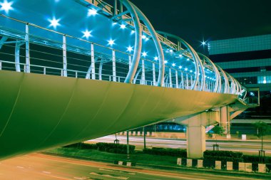 Modern Üstgeçit geceleri tonlama bölme