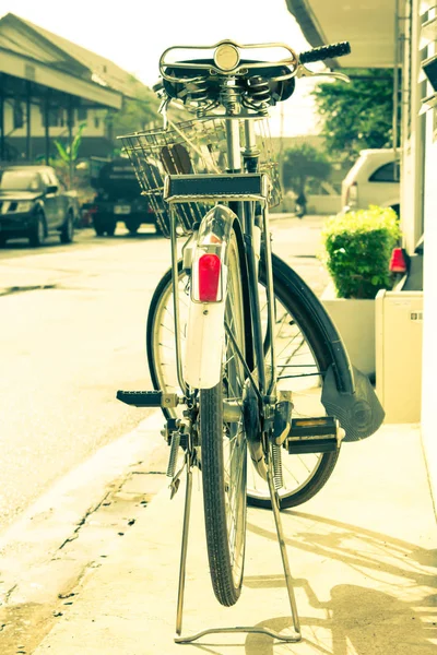 リアカーテン フラッシュのレトロな自転車 — ストック写真