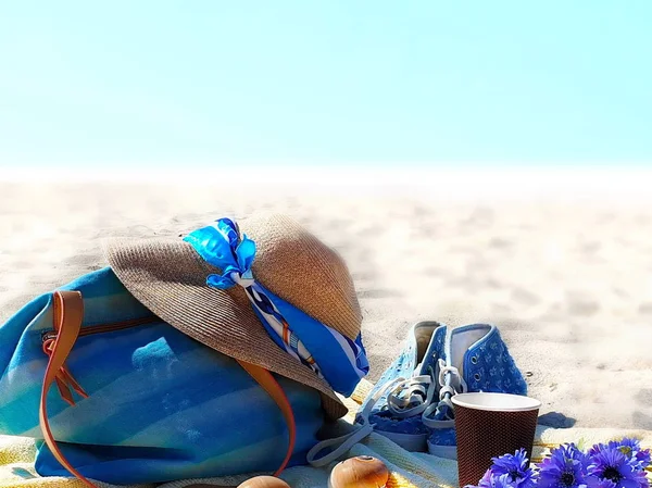Blue Handbag Hut Sand Summer Holiday Girl Beachwear Clothes Fashion — 스톡 사진