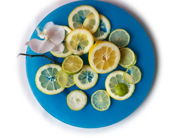 Citron Tranches Agrumes Citron Vert Agrumes Tranche Juteuse Fruits Sur — Photo