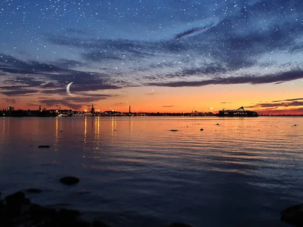 Sea Blue Pink Skyline View Horizon Ocean Water Splash Harbor — Stock Photo, Image