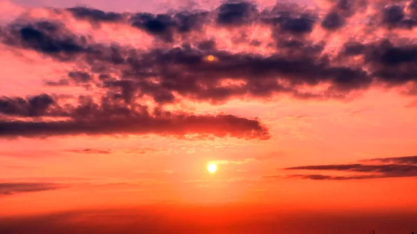 Zeeblauw Roze Skyline Uitzicht Horizon Oceaan Water Plons Haven Blauwe — Stockfoto