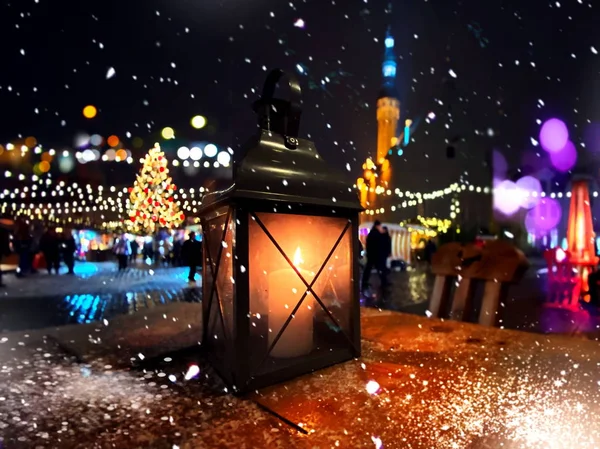 Weihnachten Tallinn Marktplatz Altstadtplatz Panorama Vollmond Nachthimmel Baumbeleuchtung Dekoration Neujahr — Stockfoto
