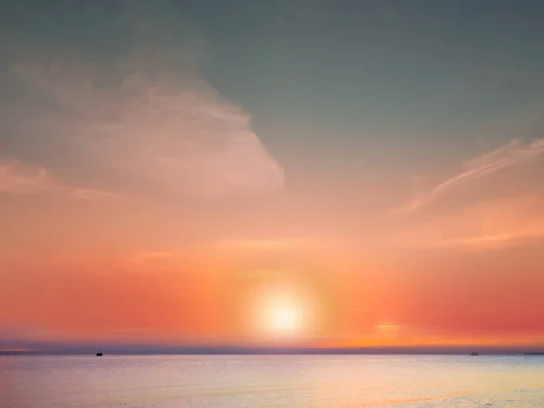 Fondo Del Atardecer Sol Cielo Azul Luz Solar Mar Nubes — Foto de Stock