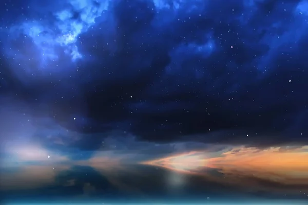 Cielo Estrellado Azul Nublado Cielo Rosado Rosa Verano Puesta Del —  Fotos de Stock