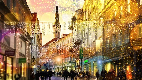 City Night Blurred Light Rainy Christmas Tallinn Old Town Street — Stock Photo, Image