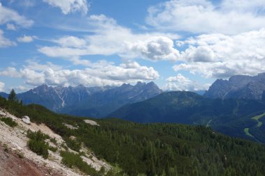 Görüntü Pelmo tepe, Belluno, İtalya