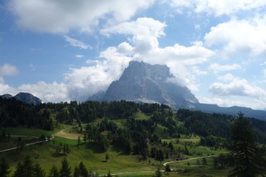 Görüntü Pelmo tepe, Belluno, İtalya