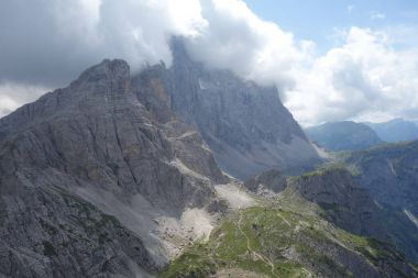 Bulutlar tarafından Civetta tepe kapağı