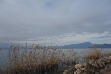 Lake Garda İtalya, bulutlu gün