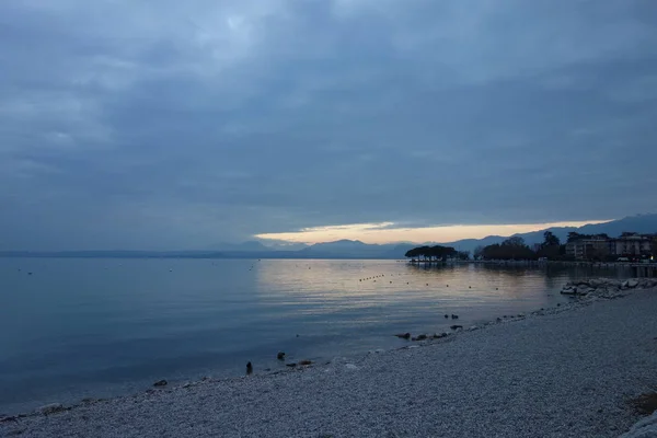 Pôr Sol Lago Garda Itália — Fotografia de Stock