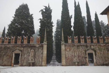 Giusti Gardan kapısı şehirde Verona, İtalya