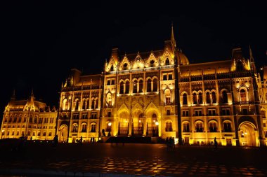 Budapeşte parlamentosu geceleri