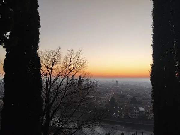 Sonnenuntergang Über Der Stadt Verona Vom Castel San Pietro Aus — Stockfoto