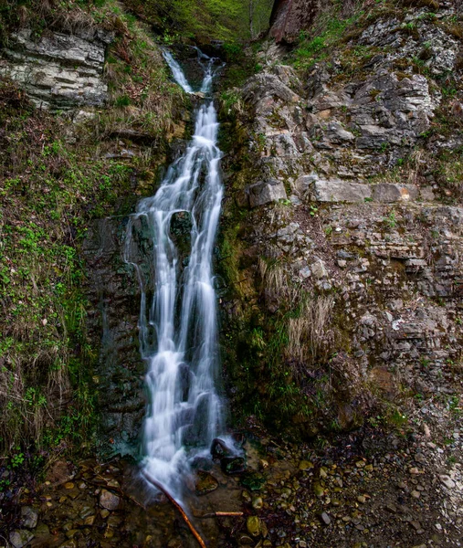 Schöner Gebirgsfluss Mit Schnell Fließendem Wasser — Stockfoto