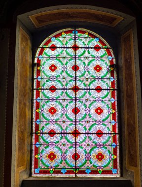 Kilisede vitray pencere