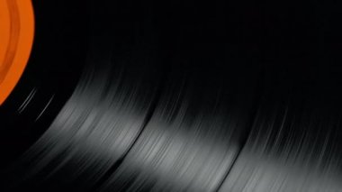 Loopable: 33 Rpm, pikap üzerinde vinil plak