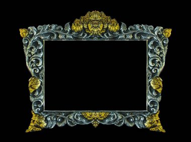 Eski antika kare göl kenarında siyah arka plan üzerine