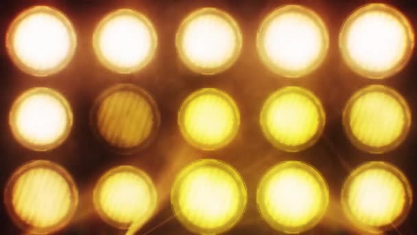 15 Big Lights Flashing Wall｜Showtec Vj Stage Floodlight.光を点滅させます。舞台背景。シームレスにループ — ストック動画