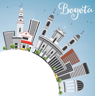 Bogota manzarası gri binalar, mavi gökyüzü ve kopya alanı. 