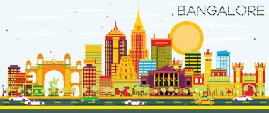 Bangalore manzarası renkli binalar ve mavi gökyüzü ile.