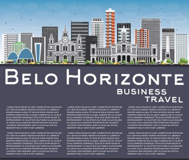Belo Horizonte manzarası gri binalar, mavi gökyüzü ve kopya Sp