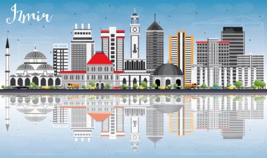 Izmir manzarası ile gri binalar, mavi gökyüzü ve yansımaları.
