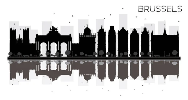 Brussels City skyline black and white silhouette with reflection — Stock Vector