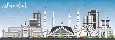 Islamabad manzarası gri binalar ve mavi gökyüzü ile.
