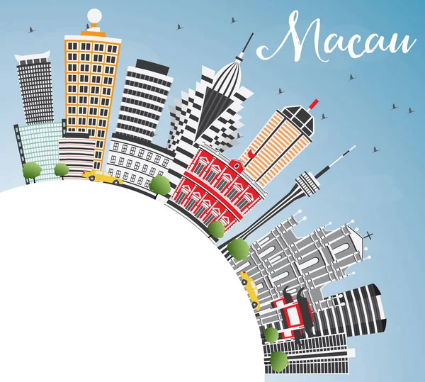 Macau manzarası ile gri binalar. Mavi gökyüzü ve kopya alanı.