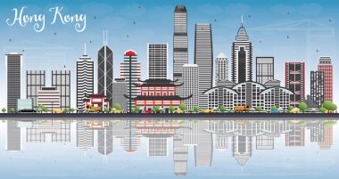 Hong Kong Skyline gri binalar, mavi gökyüzü ve yansımaları ile.