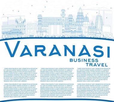 Anahat Varanasi manzarası ile mavi binalar ve kopya alanı.