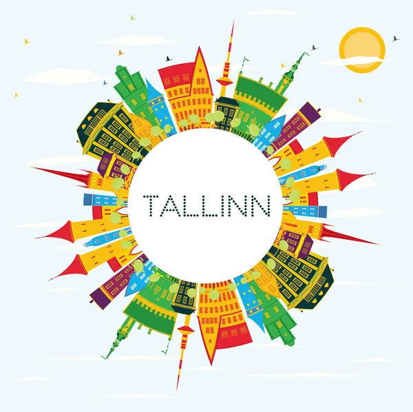 Tallinn Skyline con edificios a color, cielo azul y espacio de copia . — Vector de stock