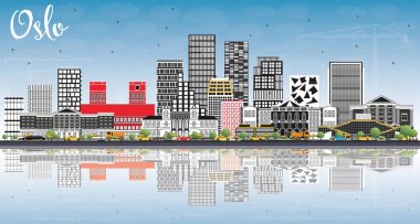 Oslo Norveç manzarası gri binalar, mavi gökyüzü ve yansıma ile