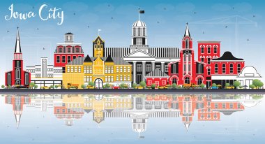 Iowa City Skyline renk binalar, mavi gökyüzü ve yansımaları ile