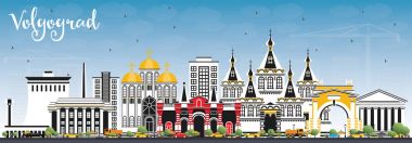Volgograd Rusya şehir manzarası renkli binalar ve mavi gökyüzü ile.