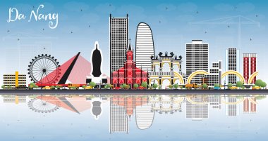 Da Nang Vietnam şehir manzarası renkli binalar, mavi gökyüzü ve 
