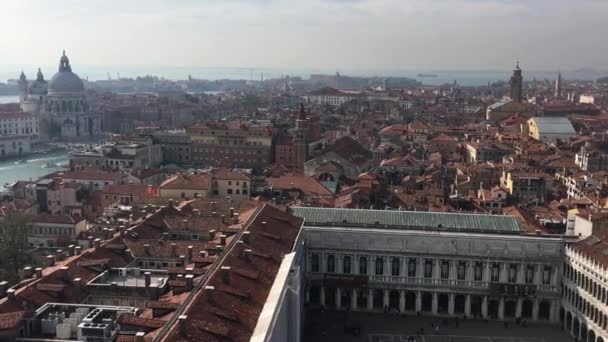 Πανοραμική Αεροφωτογραφία της Βενετίας. Ιταλία. Ευρώπη. Πανόραμα της παλιάς πόλης. Πρωινό φως. — Αρχείο Βίντεο