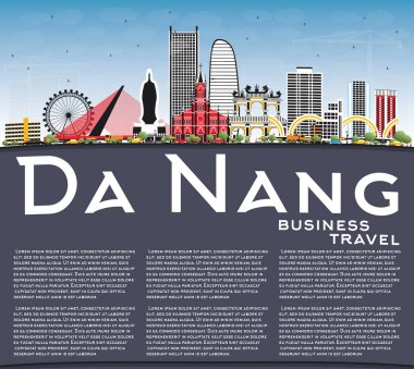 Da Nang Vietnam şehir manzarası renkli binalar, mavi gökyüzü ve 