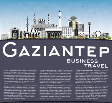 Gaziantep Türkiye Şehri Renkli Binalar, Mavi Gökyüzü ve