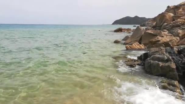 Sardunya Talya Cala Monte Turno Plajı — Stok video