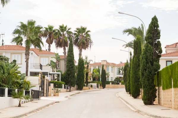 Protaras Cyprus October 2018 Street Villas Cypresses Protaras — Zdjęcie stockowe