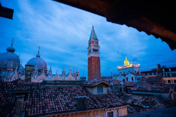 San Marco Campanile Saint Mark Basilica Venice Sunrise Techos Ciudad — Foto de Stock