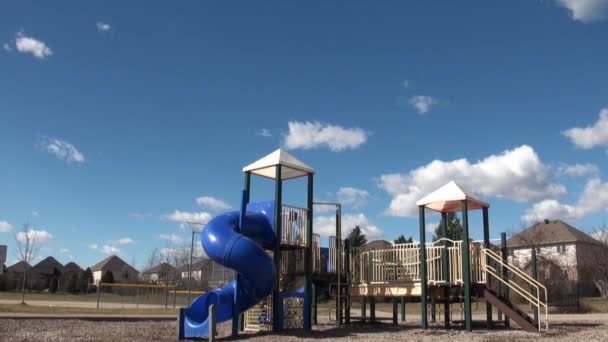 Un time-lapse. Parco giochi per bambini — Video Stock